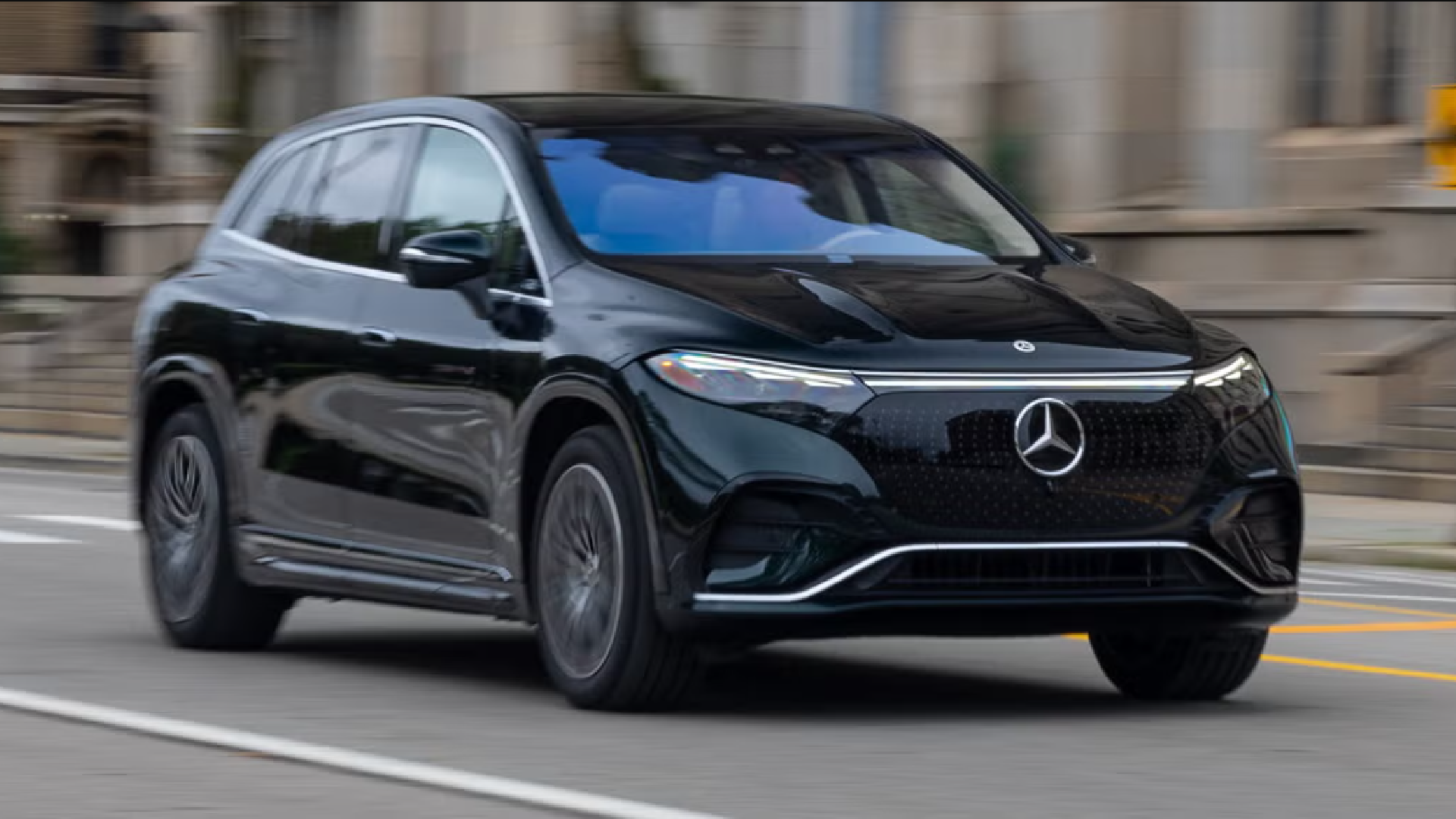 New Mercedes-Benz EQS gets a refresh and a 511-mile range